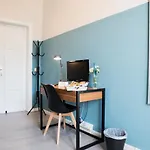 Lumiere Bed & Breakfast 3*