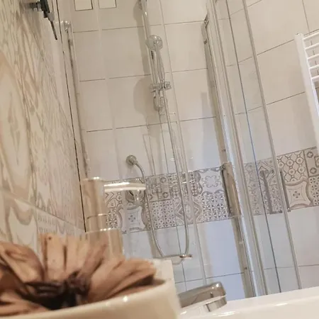 לינה וארוחת בוקר Lumiere רומא